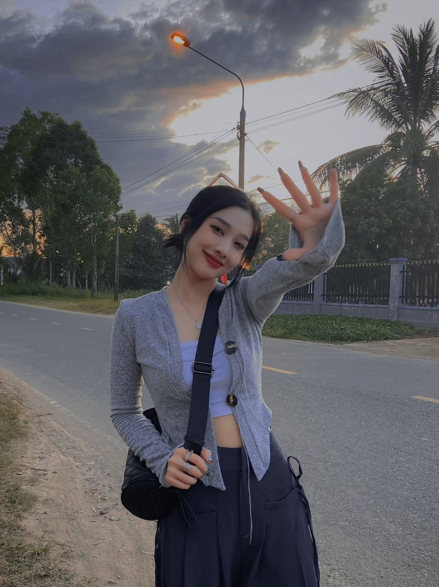 imqueenluc's tweet photo. Just me n u 🫶🏻 https://t.co/MHCygO34eB