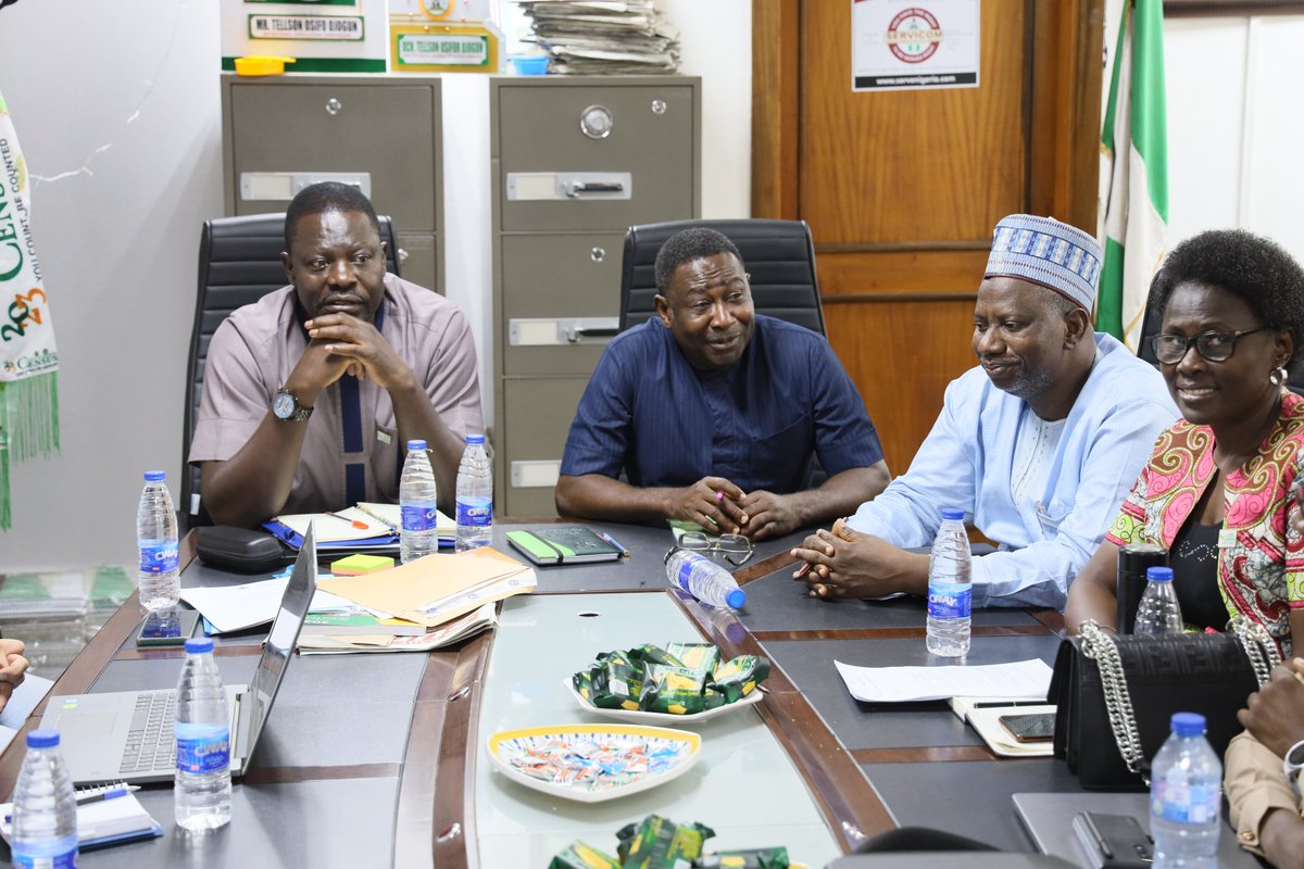 natpopcom's tweet photo. #PhotoNews: A team from Jamitan Tech and its technical partners, Esri and the Khatib &amp; Alanni led by Mr. Olawanle Akintan paid a courtesy visit to the Director-General of the Commission, Dr. Osifo Tellson Ojogun at the NPC Headquarters in Abuja. 
#2023Census 
#DigitalCensus https://t.co/nBd0XpHqVe