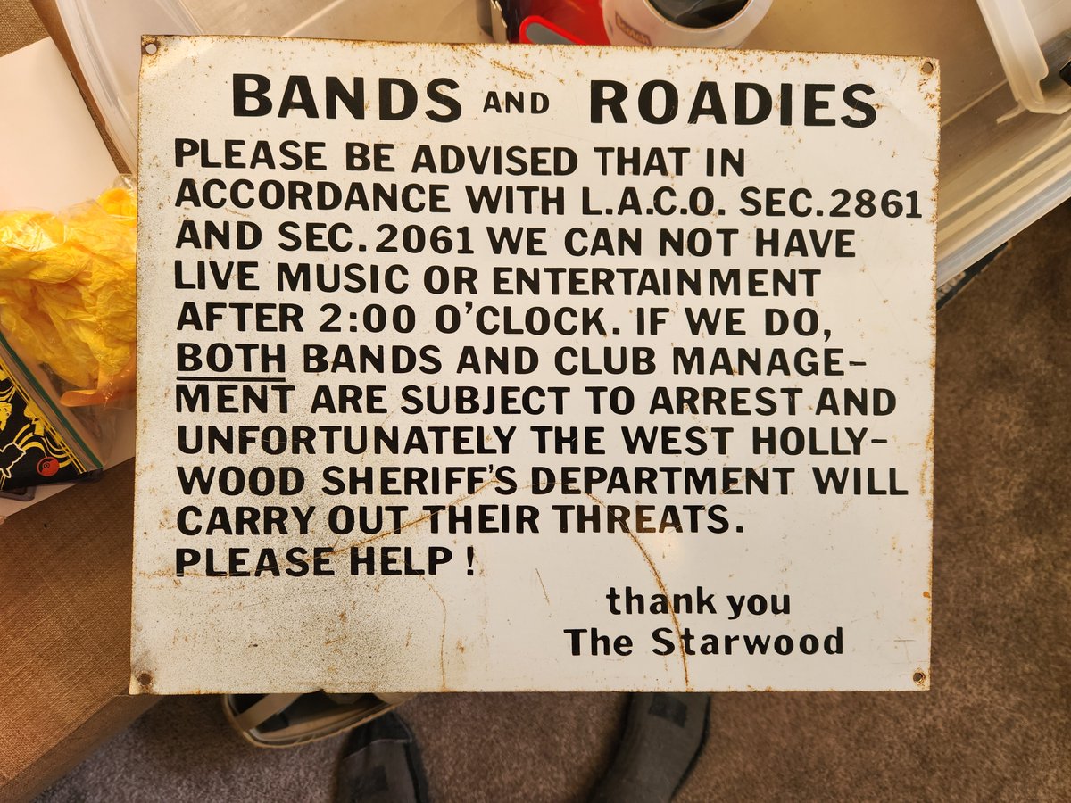 JamesScherz's tweet photo. @NikkiSixx  #Starwood @LAWeekly @fallingjames Remember this sign? https://t.co/iVvzuhExC5