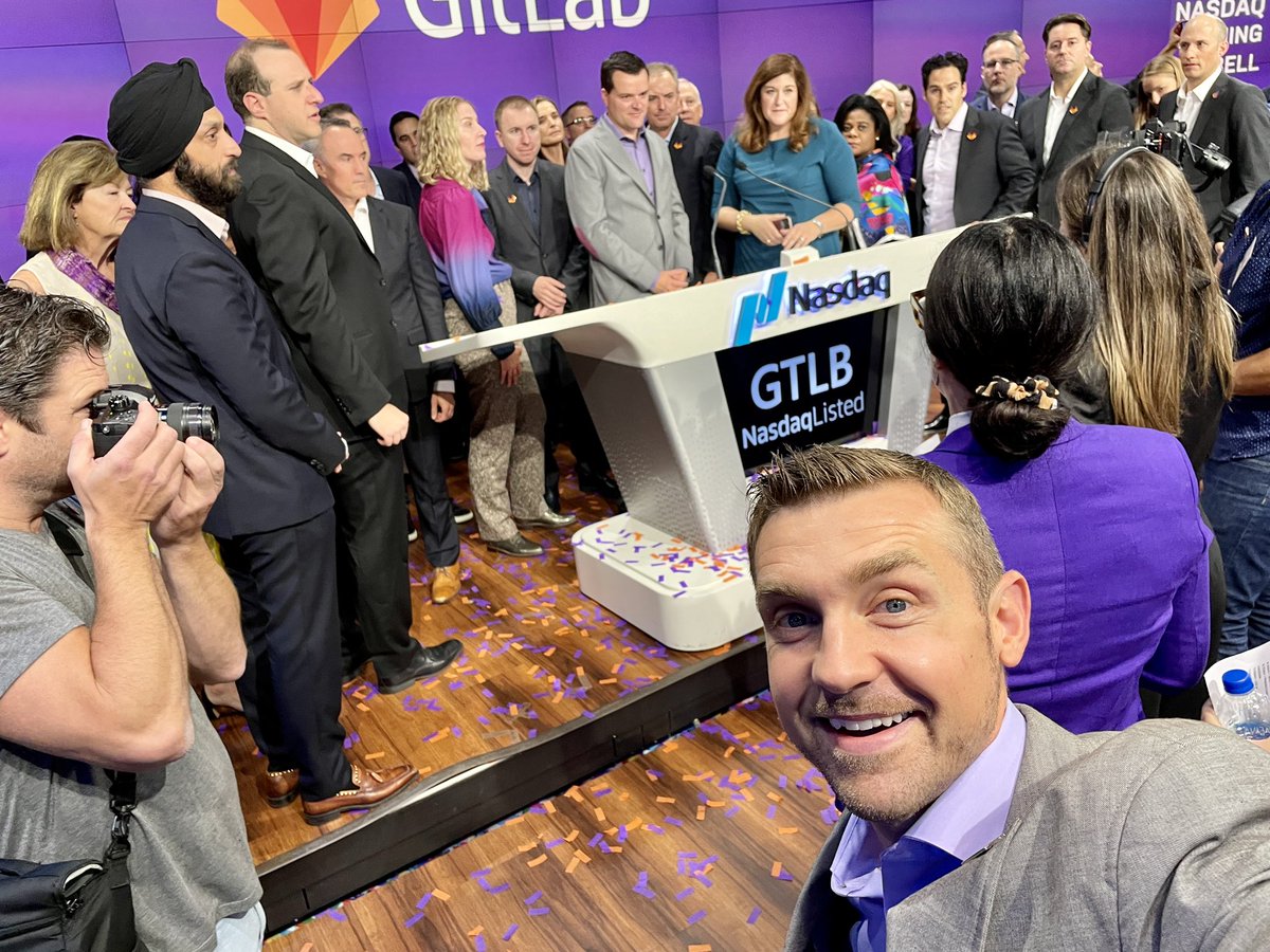 Darren Murph tweet media