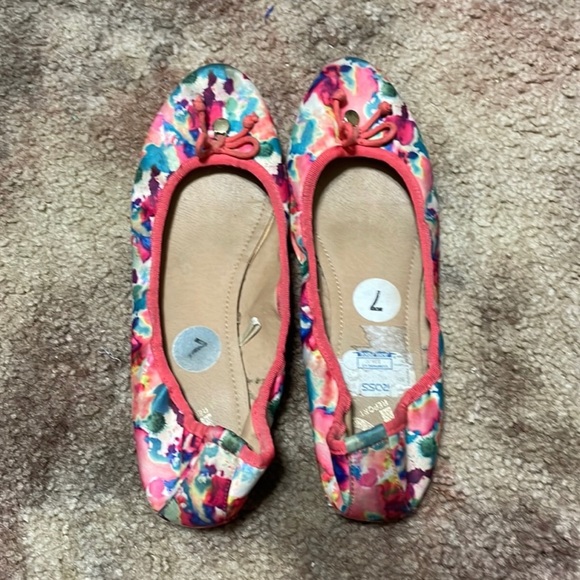 TabithasThrift's tweet photo. So good I had to share! Check out all the items I'm loving on @Poshmarkapp #poshmark #fashion #style #shopmycloset #report: https://t.co/GNEqbKOXEy https://t.co/hboH0RSAEZ