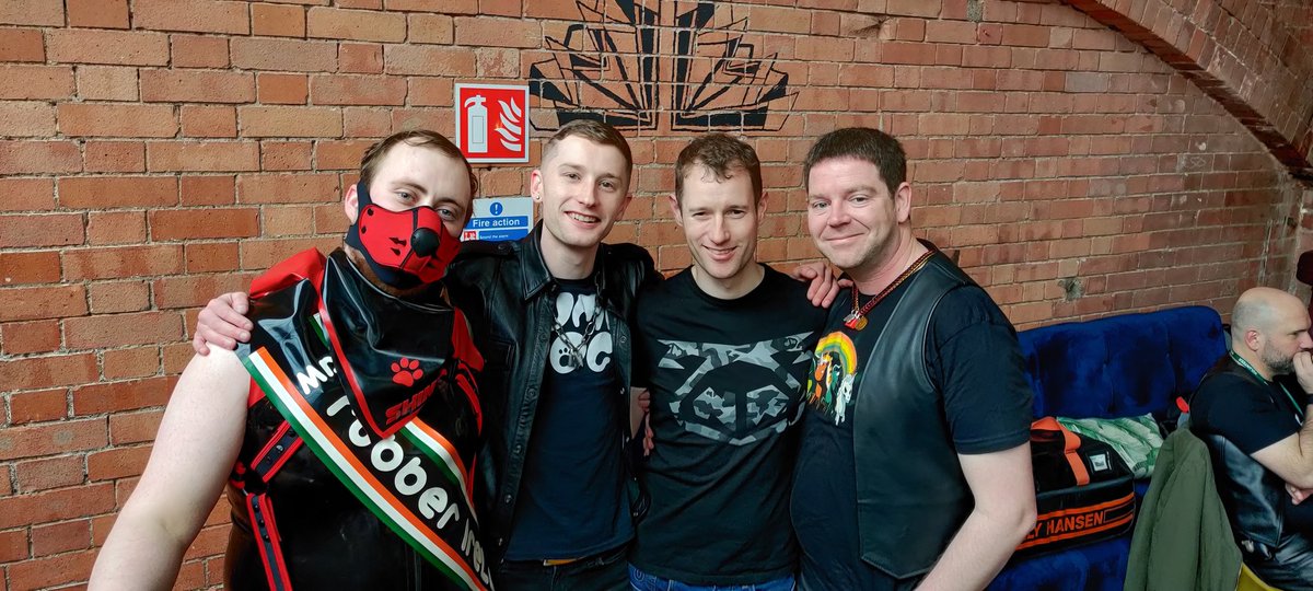 The whole family of #MrRubberIreland
<a href="/ShinyPupper/">❤️Shiny Pupper🖤</a> 2022, Me (Rolo) 2021, Ronan 2016 and Collie 2015 🥰

One big happy family at #DLW2023