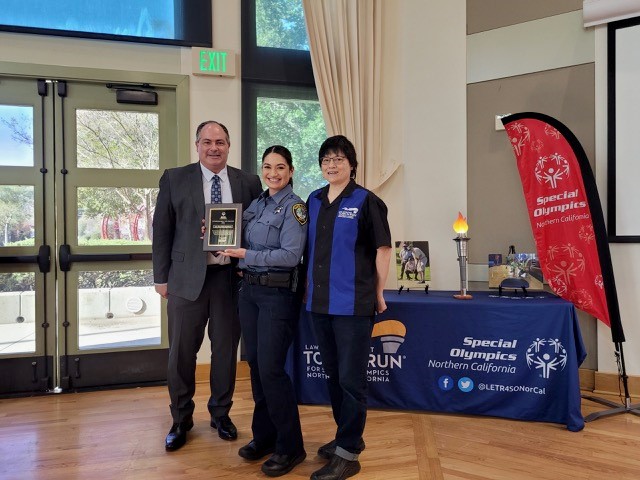 SantaClaraPD's tweet photo. SCPD Named #2 Fundraising Agency for Law Enforcement Torch Fun

Throughout the year law enforcement agencies host a wide variety of fundraising events. Over the past year, $417,421 was raised amongst all of the allied agencies for Special Olympics Northern California. https://t.co/R7usSHyr0j