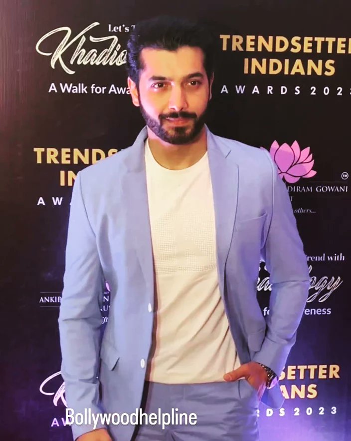 Miss_SM_0928's tweet photo. A handsome man is always worth appreciation‼️😍✨♥️

#MrHandsome 😍✨💖

@SHARADSMALHOTR1 #SharadMalhotra #SMians #SMArmy https://t.co/dD6LqsT881