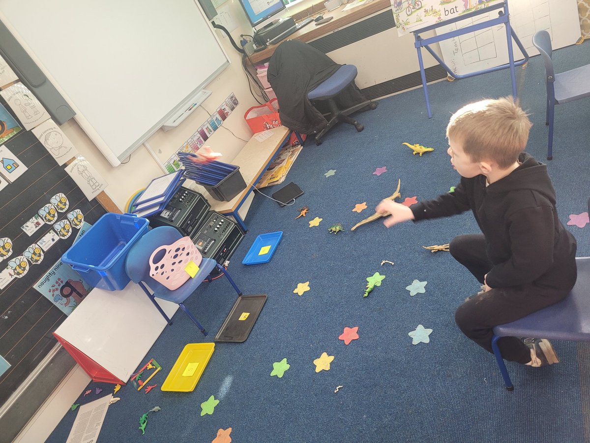 MorayPrimary1's tweet photo. The boys decided they needed whiteboards and pens ✍️ to record their scores during "Dinosaur Throw" . R said "10+10 is 20" Then he scored another in the 50 tub. "Now l have 70" Wow Amazing addition R! 🤩🔢 #Counting #FunWithNumeracy @FMorrisonSTEM @RAiSE_falkirk  #PlayIsTheWayFC https://t.co/bqdgkSWZD4