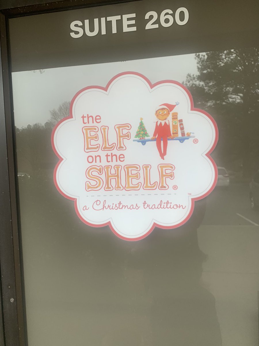 shekasimply's tweet image. My 6yr old daughter: I want to be a teacher or an actress when I grow up.

Me: Emry, you can be both.

On set with Emry for her latest model job, this time for Elf on a Shelf.  #kidmodel #collegefund