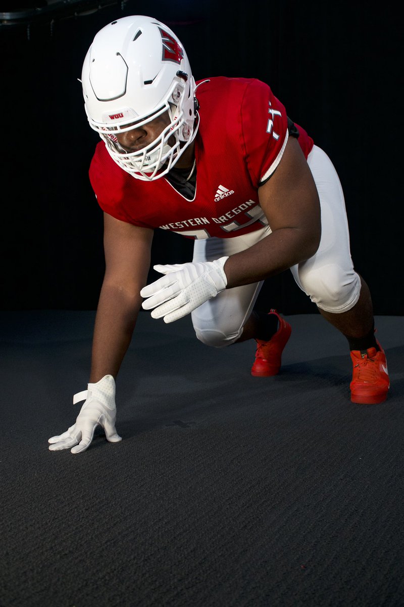 jakari_weeks's tweet image. After a great meeting with the coaches and players. I’d like to formally announce my commitment to Western Oregon University. Thank you to my parents, and coaches and teammates for helping me reach this point. I’m ready to work!