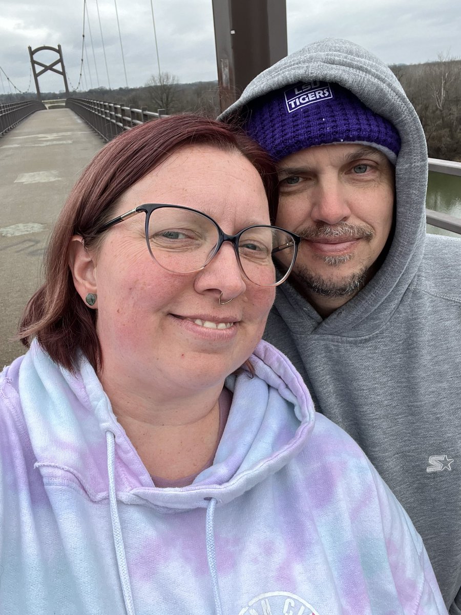sungurl23's tweet photo. Walked the mall 3mi and a mile on the Two Rivers Bridge over the Cumberland River. I’m trying ppl #walking #nashville #donelson #tworiverspark @dasaints08 https://t.co/37xiZPiZMa