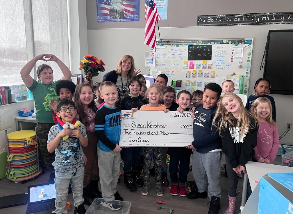 Washington Local Schools on Twitter "Ms. Kershner, at Silver Creek