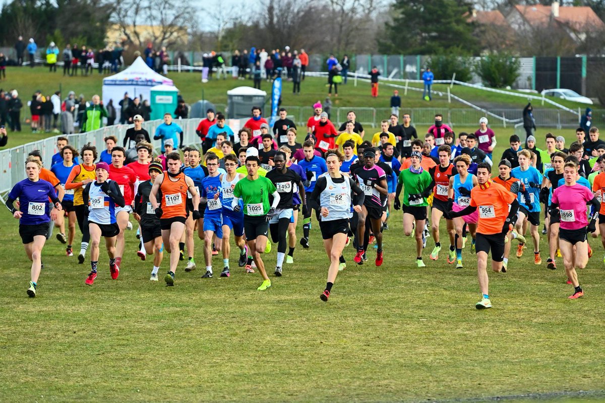 chrisluczak's tweet photo. Ça reste souvent LE moment le plus marquant dans une scolarité pour un élève : retour sur le championnat de France #UNSS de #crosscountry à Dijon 🇫🇷 
🎯Ils étaient 1700 garçons et filles, 300 équipes @unss …
🔥Et vous, quelle est votre plus incroyable expérience ??🏃🏻‍♀️🏃🏻🏃🏽‍♀️🏃🏽‍♂️🥇🥈🥉 https://t.co/E89cO8mX4y