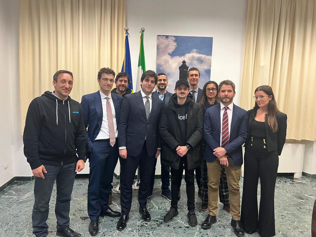 Grazie <a href="/ItalyinLibya/">Italy in Libya</a> per averci ospitato a #Tripoli #Libya. <a href="/rawvatsy/">Fabio Rovazzi</a> <a href="/UNICEF_Italia/">UNICEF Italia</a> <a href="/UnicefLibya/">UNICEF Libya</a> siamo grati del sostegno. #ForEveryChild