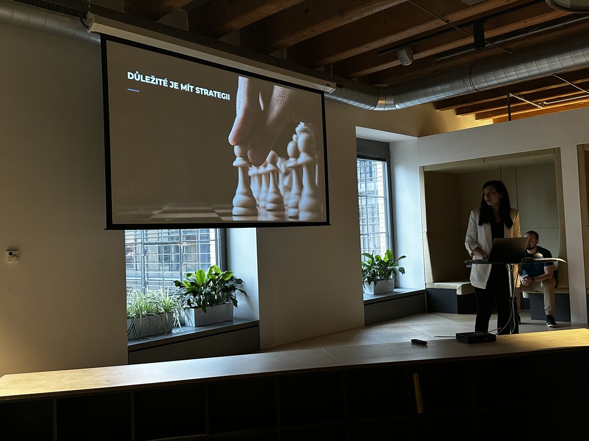 Etnetera Motion tweet media