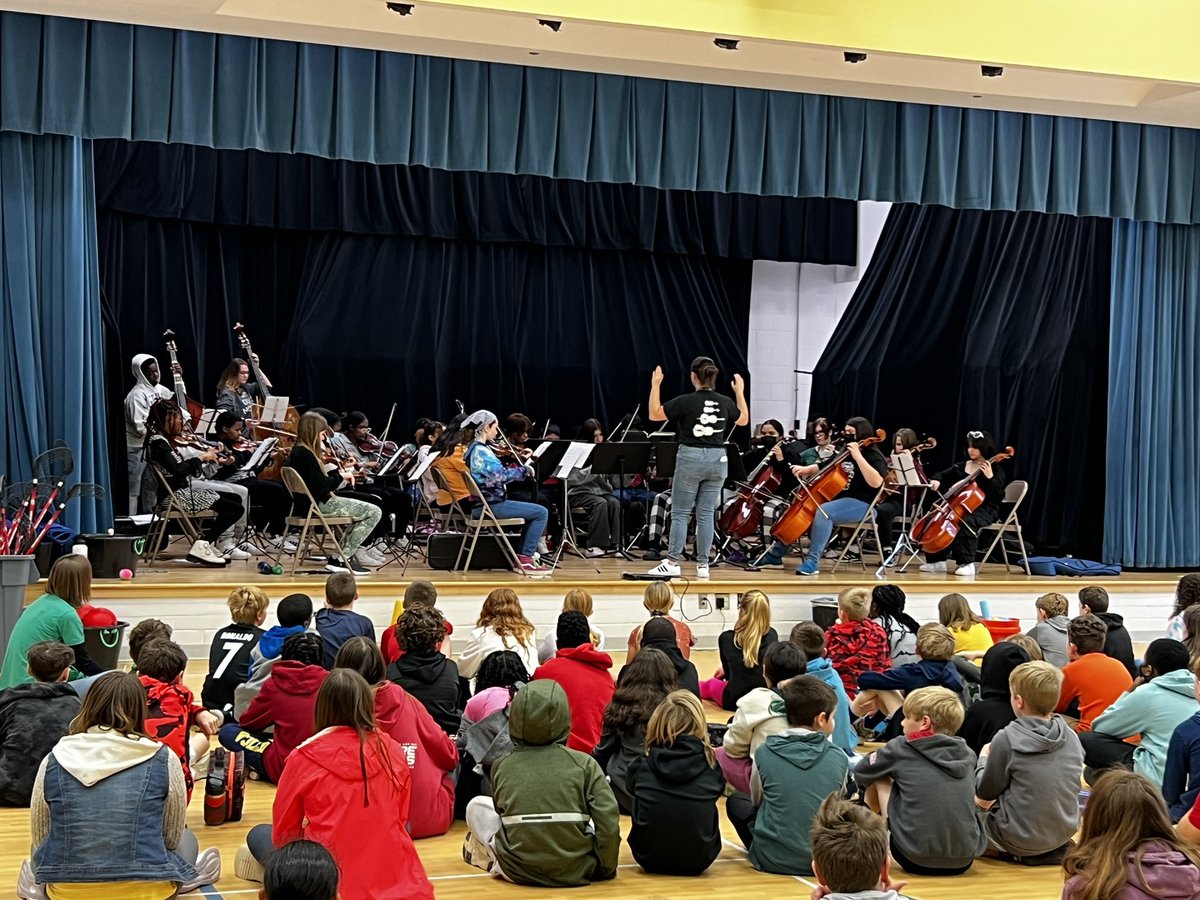MusicalACES's tweet photo. Thank you @EMMMSCougars orchestra for visiting @AbbottsCreekES today! Our 5th grade students were engaged and enjoyed the performance! ❤️🎶 https://t.co/rQbRndddGN