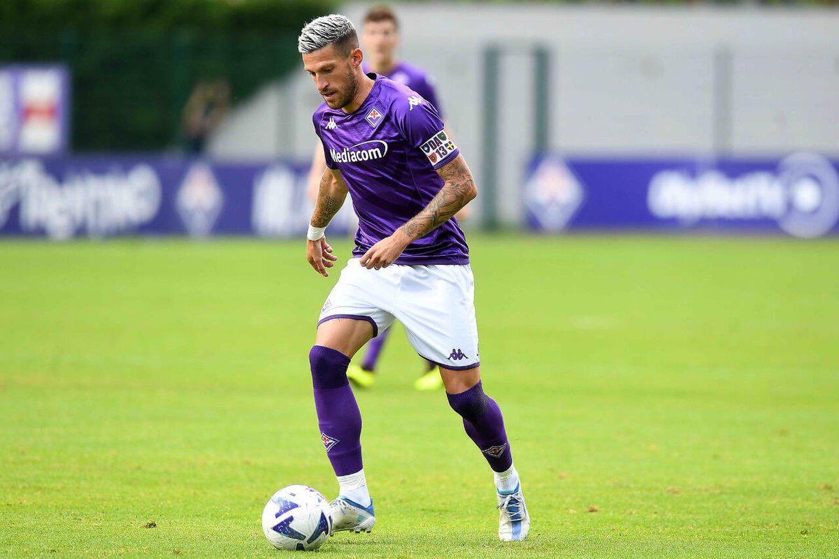 FiorentinaUno's tweet photo. ✍🏻 #Biraghi, rinnovo non ancora raggiunto! Ecco la formula…👉 #indiscrezione #Fiorentina #contratto #SerieA #Firenze https://t.co/M9MOAvZ9eY https://t.co/4uwG44Q0uX