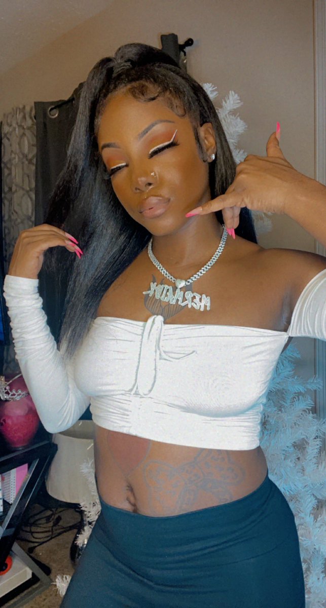 _issamermaid__'s tweet photo. Come on babe don’t play w|it 🧜🏽‍♀️ https://t.co/Qj62cLB6v0