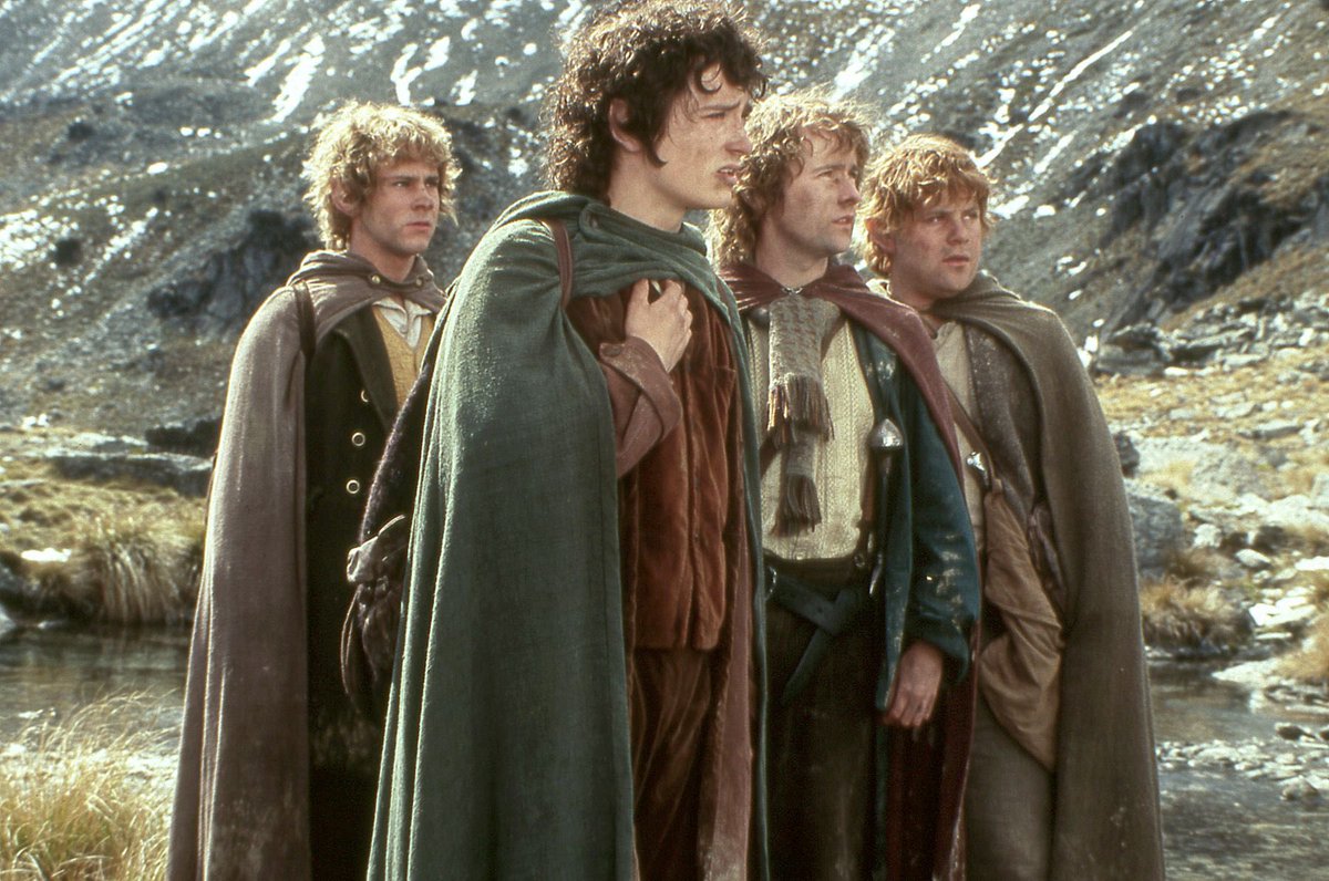🚨EXCLUSIVE: FellowshipofFans sources understand that Warner Bros. has been requested by Middle-earth Enterprises to amicably exit ‘The Lord of the Rings’ and ‘The Hobbit’ franchises by the end of 2023, to pave the way for a new rights holder.

These talks have only just begun.