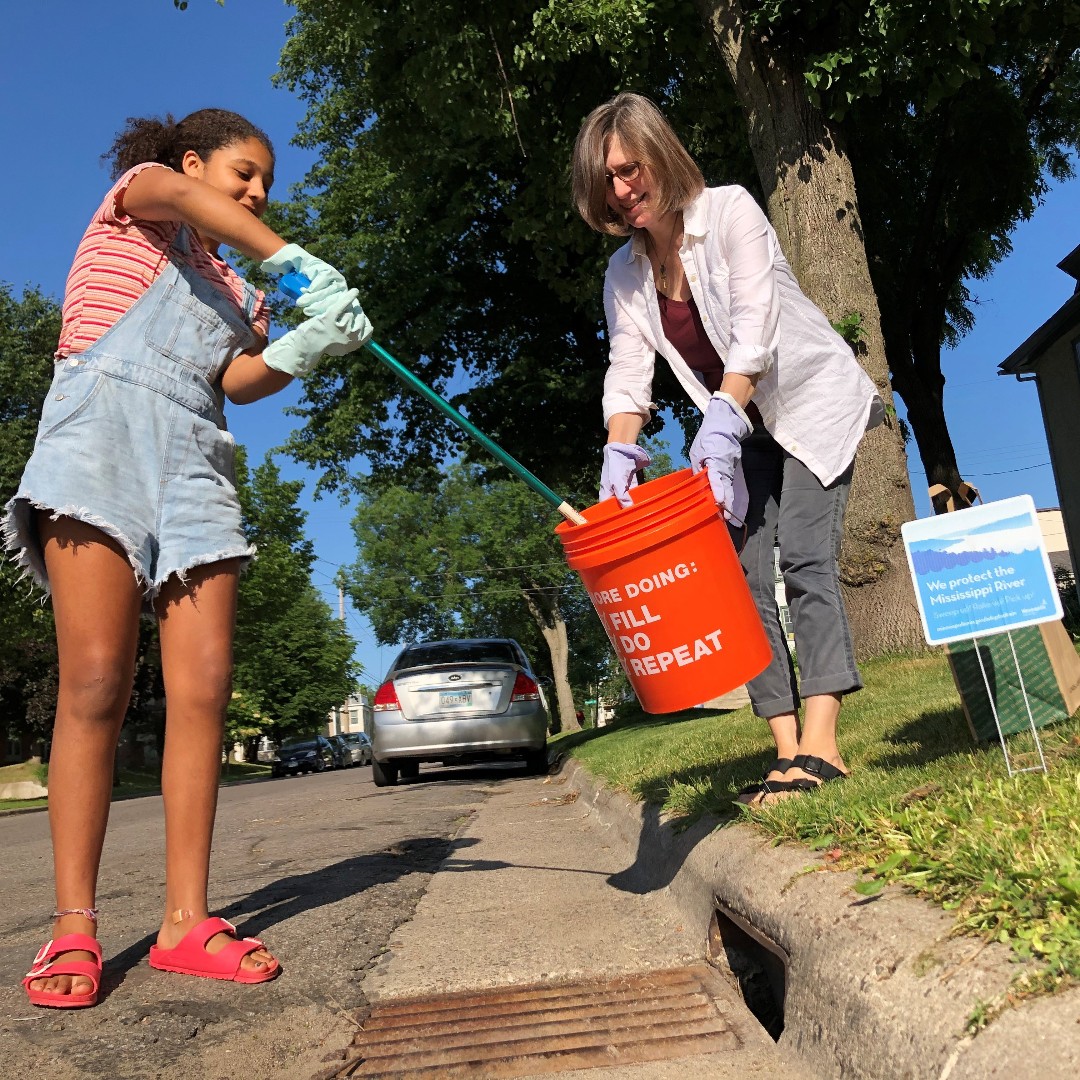 HennepinEnviro's tweet photo. Thank you to the 4,885 participants in Hennepin County in the Adopt-a-Drain MN program! @AdoptaDrainMN In 2022, 636 new participants in Hennepin County adopted 1,397 storm drains and helped prevent over 56,800 pounds of debris from getting into our local waterways! https://t.co/sCI5FlYYiT