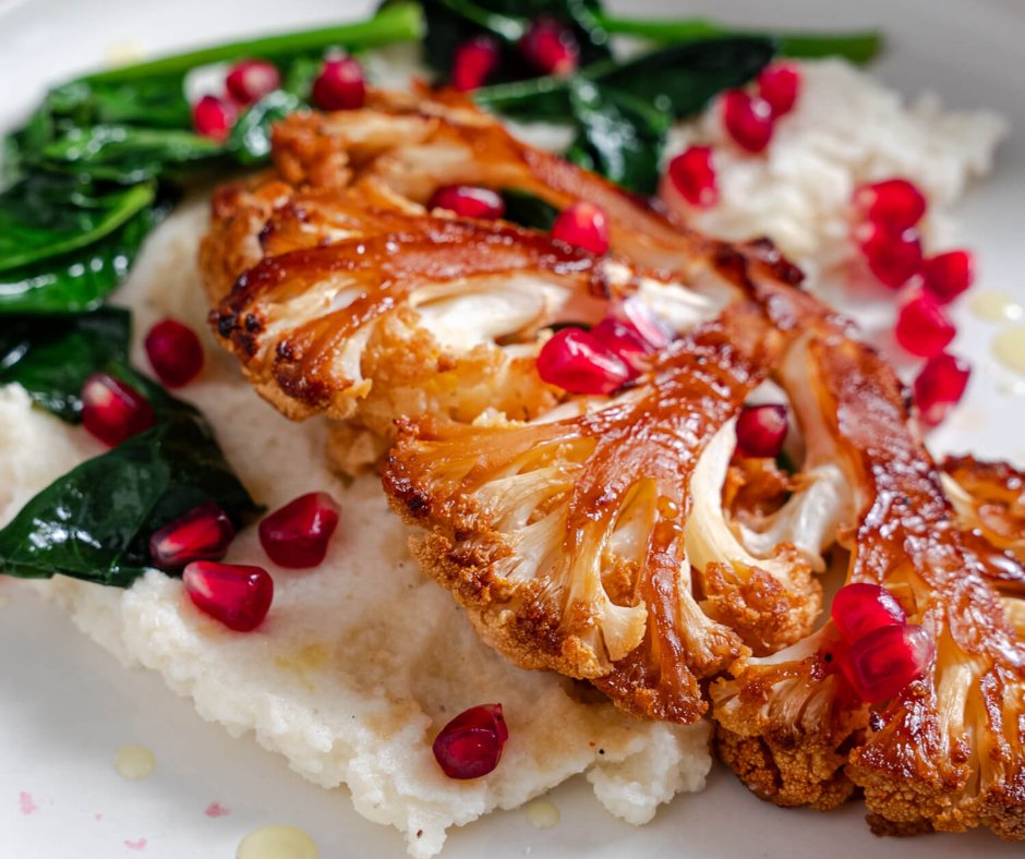 morewless's tweet photo. Try this Easy Roasted Cauliflower Steak recipe for a hearty and healthy meal! It's easy to make and comes together easily. Check out the blog post for the full recipe - you won't be disappointed! 🤤
https://t.co/IcWd4HFRKt
#delicious #easyrecipe #cauliflowersteak #meatlessrecipe https://t.co/kBrWspad5s