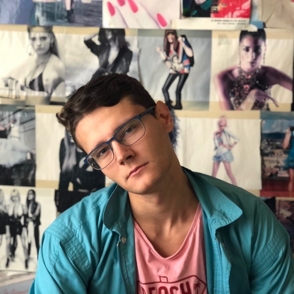 RadioArkadio's tweet photo. #НоваяАватарка https://t.co/oKTRX2FyXO