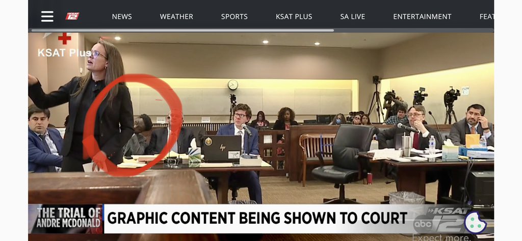 #AndreenMcDonald Murder Trial: Last Friday #AndreMcDonald CRANED HIS HEAD TO VIEW “GRAPHIC CONTENT” of his wife’s remains in the field where he allegedly dumped her body & covered her w/ dead cow bones. It was truly DISTURBING to watch. #HerNameIsAndreen #SATX #KSAT livestream!