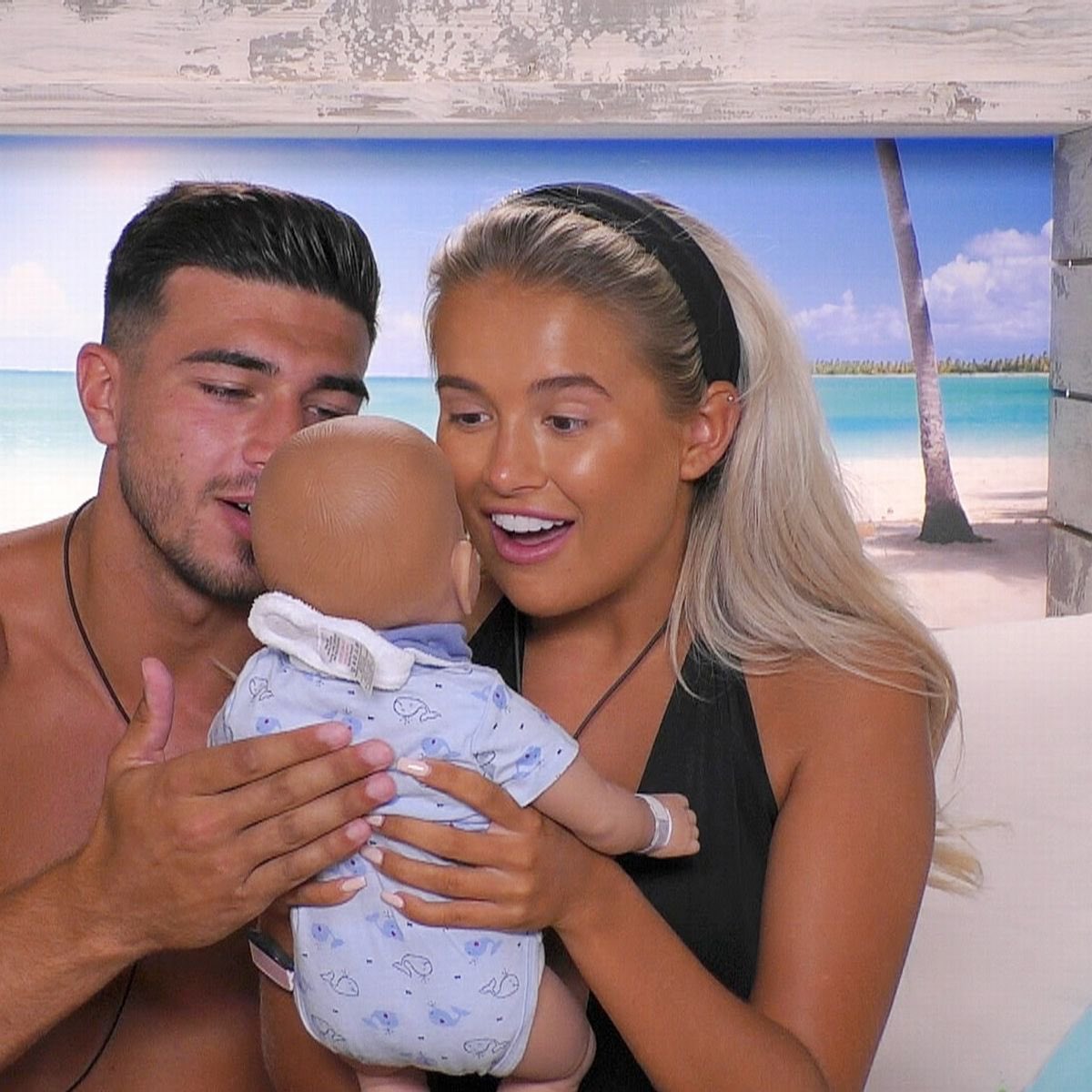 eds_afterglow's tweet photo. Molly Mae and Tommy Fury: how it started vs how it’s going https://t.co/DoDcxshlzw