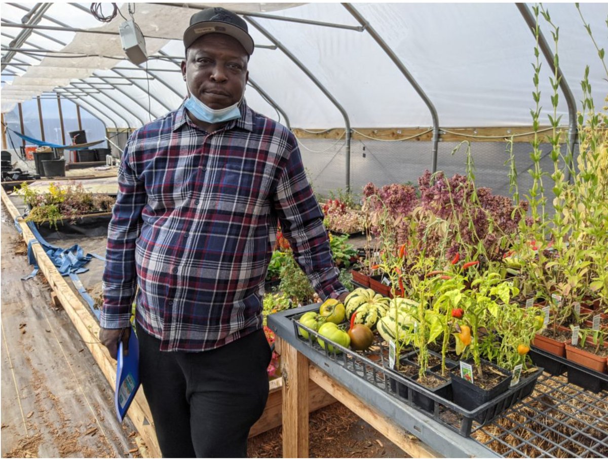 Funders_Network's tweet photo. It's #TFN #ClimateMonday 🌎 Don't forget, applications are OPEN for #PartnersforPlaces grants, which fund community climate solutions &amp; foster local partnerships. 🌱 @theUSDN 

🌟Applications are due by Feb. 27 https://t.co/XpvONHv2A5 https://t.co/bdg6vTNhf2