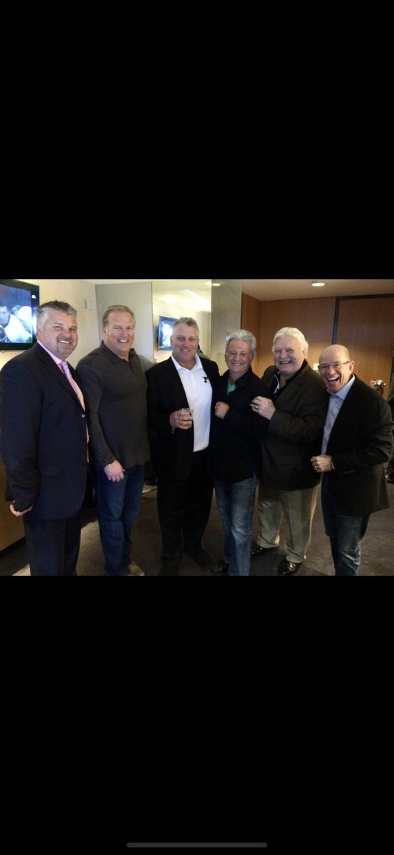 So sorry to hear about the passing of Bobby Hull.  I will forever cherish the awesome stories! #bobbyhull #stlblues #bretthull