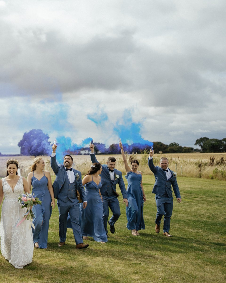 BeanieandJosh's tweet photo. Megan + Dan // Riverlands, East Yorkshire

This sweet pair had a celestial themed day at @theriverlands. Complete with smoke flares, sparklers and food by @embersyork. Megan and Dan work together as paramedics, and hearing their story during their speeches was the cutest. 

#barn https://t.co/jlhGjhBNHk