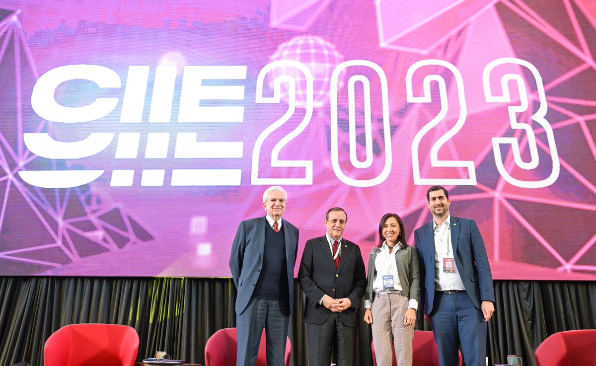 david_garza's tweet photo. Gracias @RaquelBernal3 e Ignacio Sánchez por participar en #CIIETec 2023 panel “La universidad del futuro”. Un gusto recibirles nuevamente en @TecdeMonterrey. Continuemos haciendo sinergias a través de la TRIADA @Uniandes @ucatolica para beneficio de educación en América Latina. https://t.co/hDLUd0L8Fj