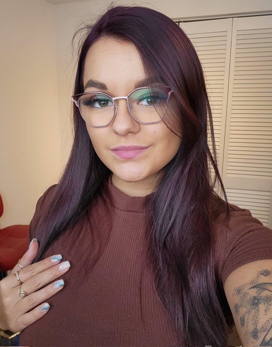 GuilbeaultJess1's tweet photo. Have a great day💋☀️ https://t.co/tV8DyrXGCX