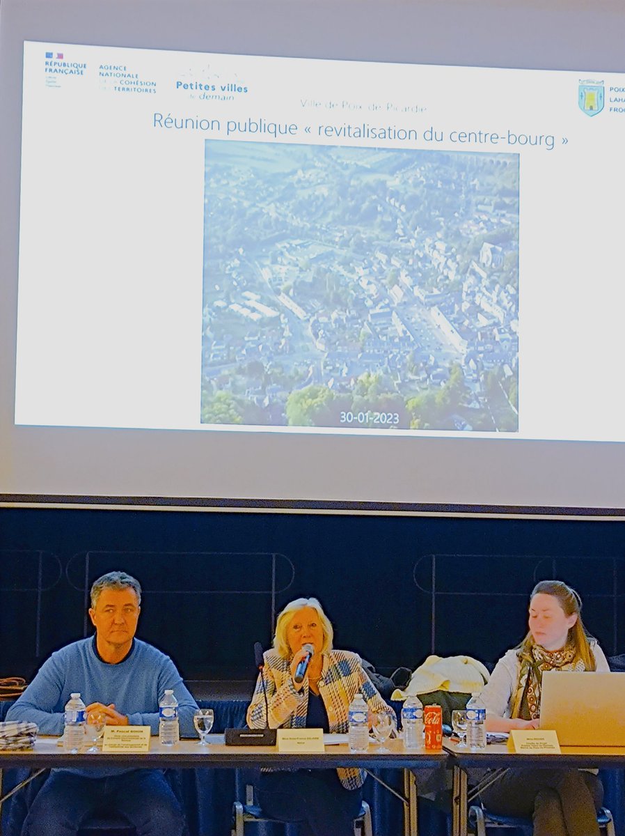 Poix-de-Picardie

J'assiste à la réunion de présentation du projet de revitalisation du centre-bourg 

Pour construire un tel projet, il est indispensable d'écouter les habitants et les commerçants 

#DémocratieLocale  #Concertation