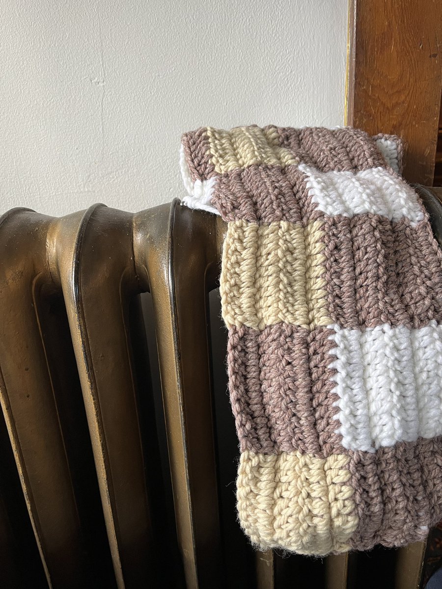 transformationa's tweet photo. Urgh… realized that I crocheted five rows first and then only four rows for the next two series. Unraveling- in more ways than one! #gettingitright #learning #crochet #gingham #patience #MondayMotivation https://t.co/LYovLGKmJy
