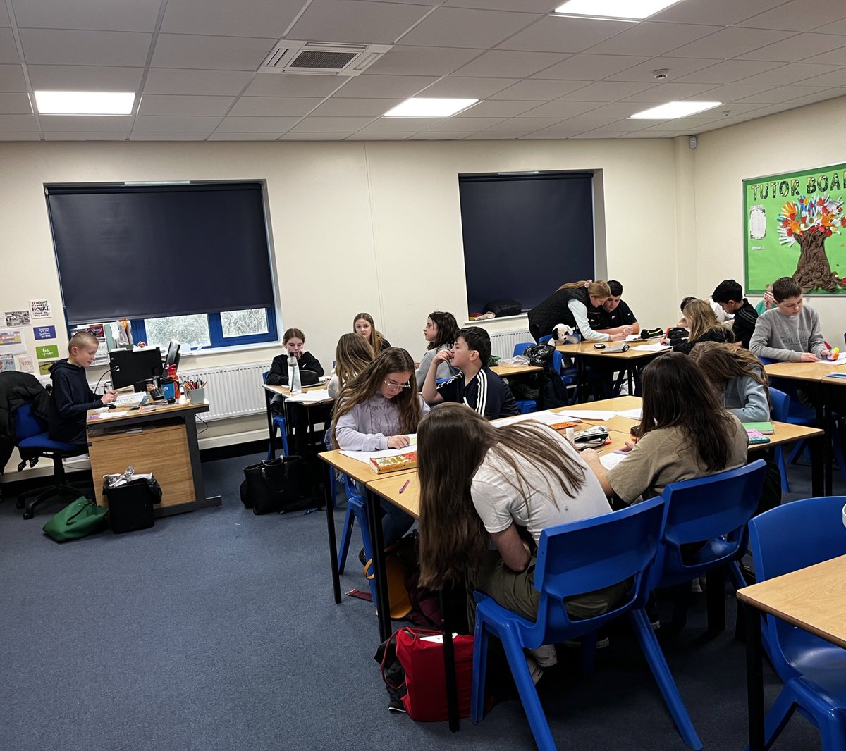 Well done to my brave and inspiring Y7 students today who volunteered as spokespeople for their groups to live annotate sections of The Prelude under the visualiser. Reward tickets and postcards home for the superstars🤩mini teachers in the making👏🏼 <a href="/WalesHigh/">Wales High School</a> <a href="/WalesEnglish/">WalesEnglish</a>