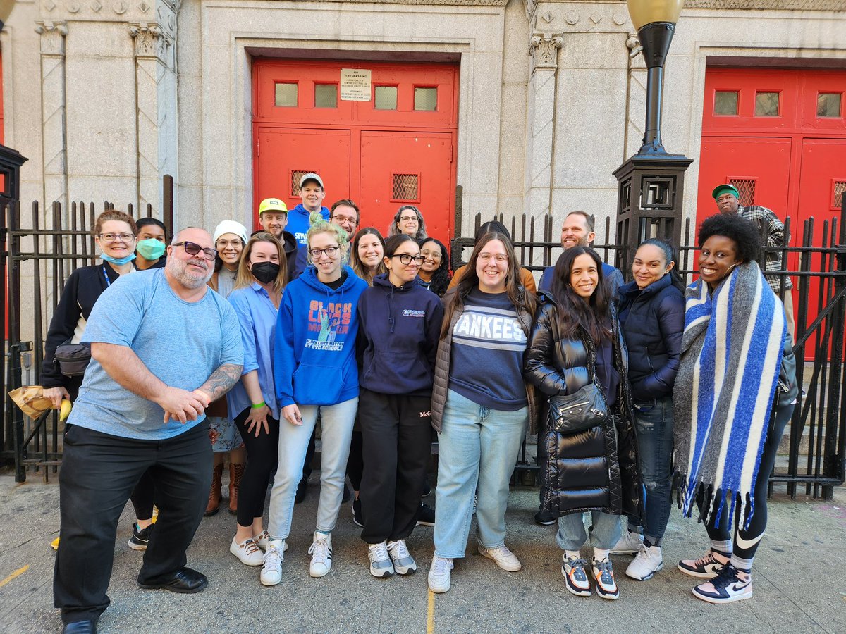 UFT (@uft) on Twitter photo When two alumni bring their food truck to your school’s UFT contract teach-in! #UFTFairContractNow <a href="/UFTTeamHS/">Team High School</a> When two alumni bring their food truck to your school’s UFT contract teach-in! #UFTFairContractNow <a href="/UFTTeamHS/">Team High School</a>