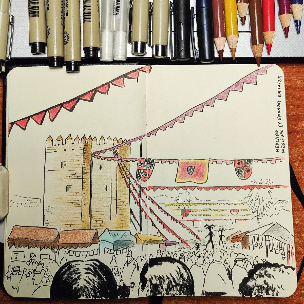 Este finde en el mercado renacentista (aka medieval) de Córdoba 🍻🌯🏰

#MercadoMedieval #Mercadorenacentista #Cordoba #UrbanSketch #Notebook #Dibujo #TorreDeCalahorra