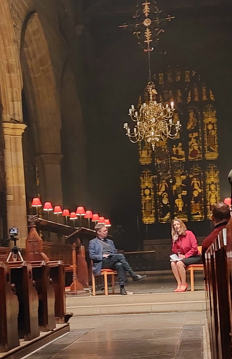 JillLCDuff's tweet image. Thank you to everyone for making my book launch such an evening of #Joy 
@LancasterPriory
@cofelancs
@SPCKPublishing
 #LightingTheBeacons