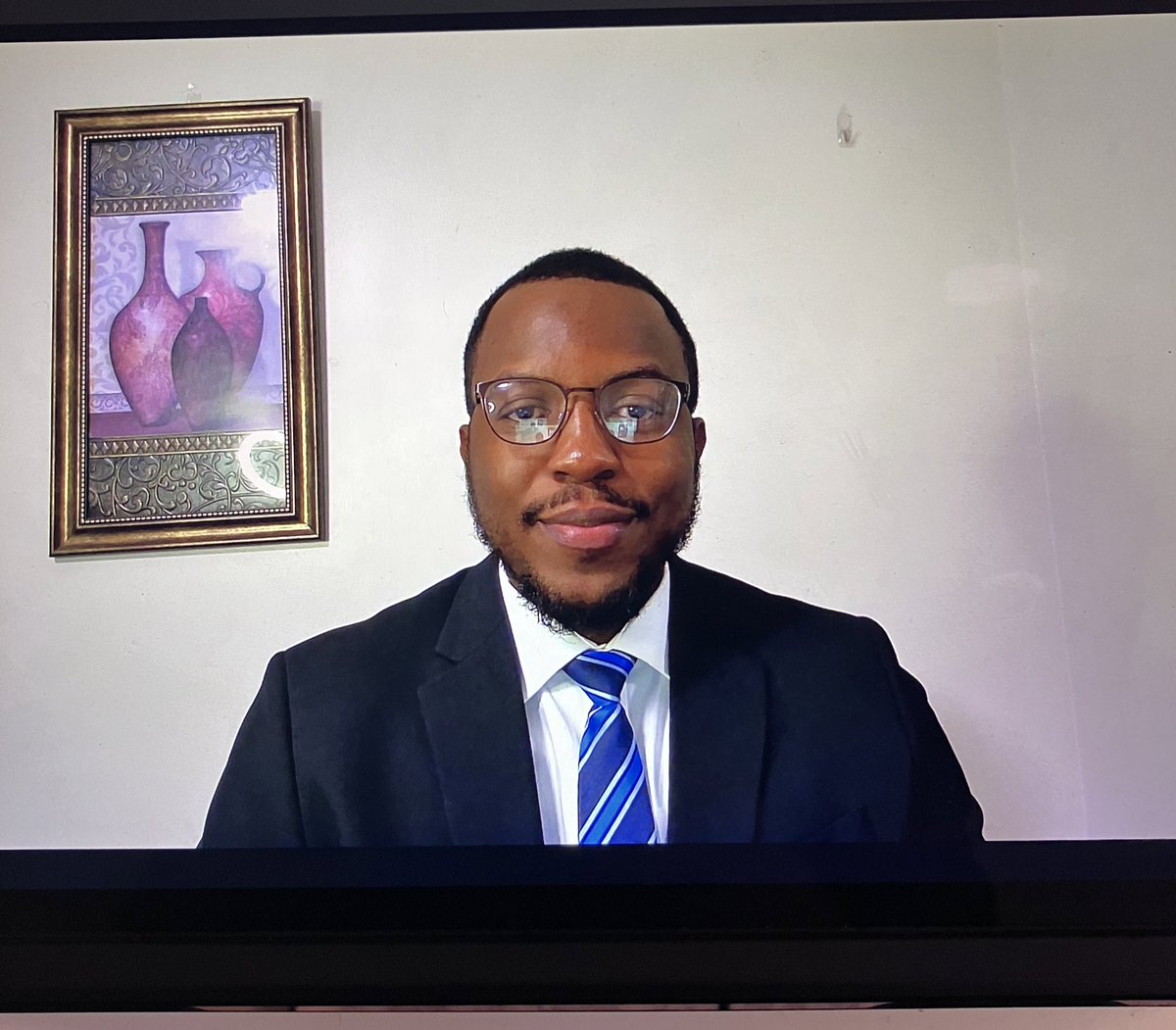 NriaguVal's tweet photo. This is how I smile 😃 after my last interview for the #Match2023 season. Grateful to mentors, friends, family and programs I had the privilege of interviewing at. Can’t wait for the outcome of the Match. #MedTwitter #IMG #internalmedicine https://t.co/ZlVetcYVnS