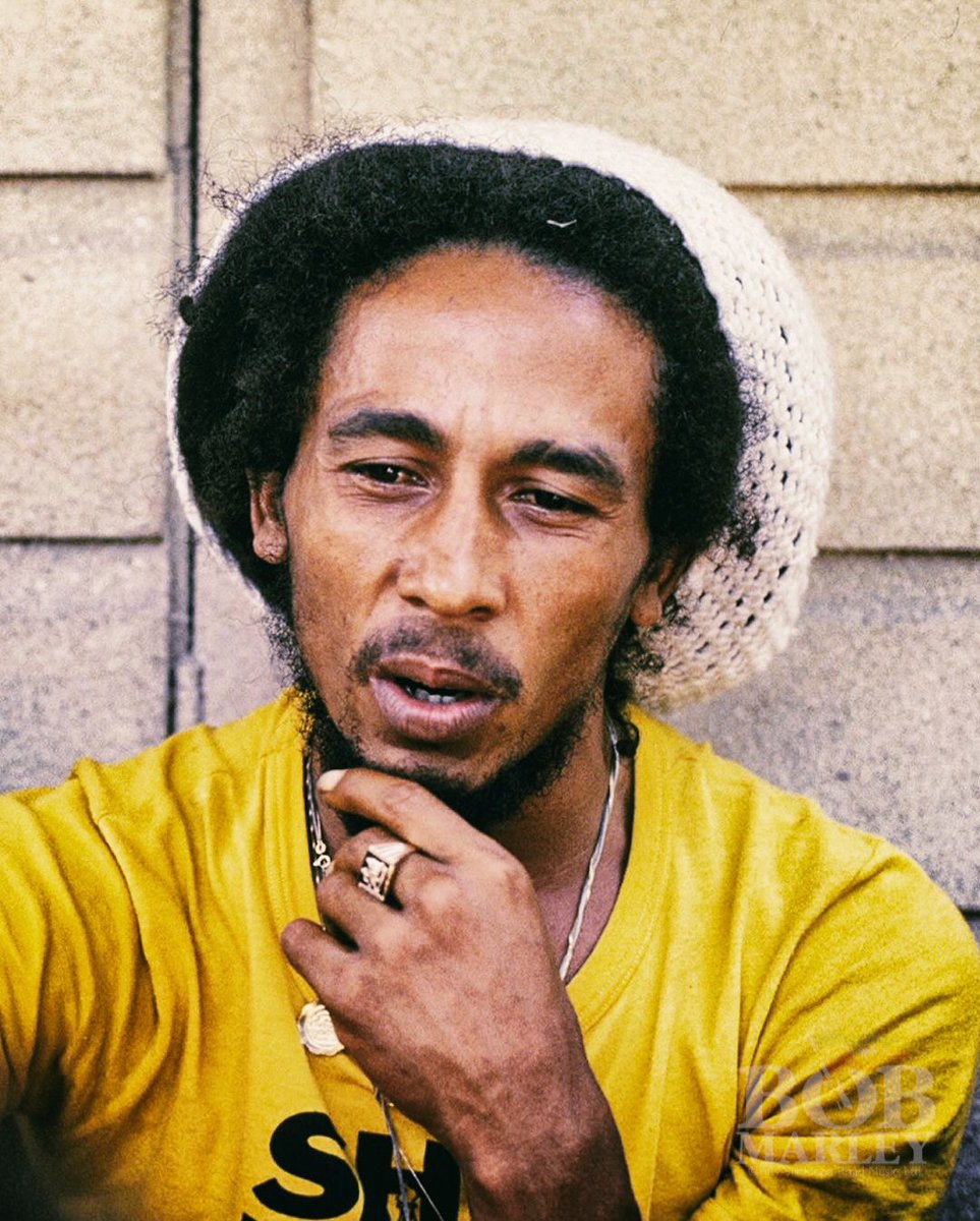 “All you know is, you’re on a positive road. You have some type of direction where you’re going, so you have to just keep on going.” #bobmarley #mondaymotivation 

📷 #AdrianBoot
©️ Fifty-Six Hope Road Music Ltd.