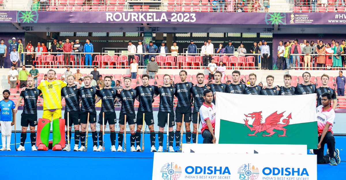 JacobDraper98's tweet image. A special 3 weeks away with @hockeywales 

11th in the bloody world 🌎

Hopefully the First of many World Cups for Wales Hockey. Thank you to everyone who made this experience so amazing ❤️ 

Namaste India 

 #hwc2023