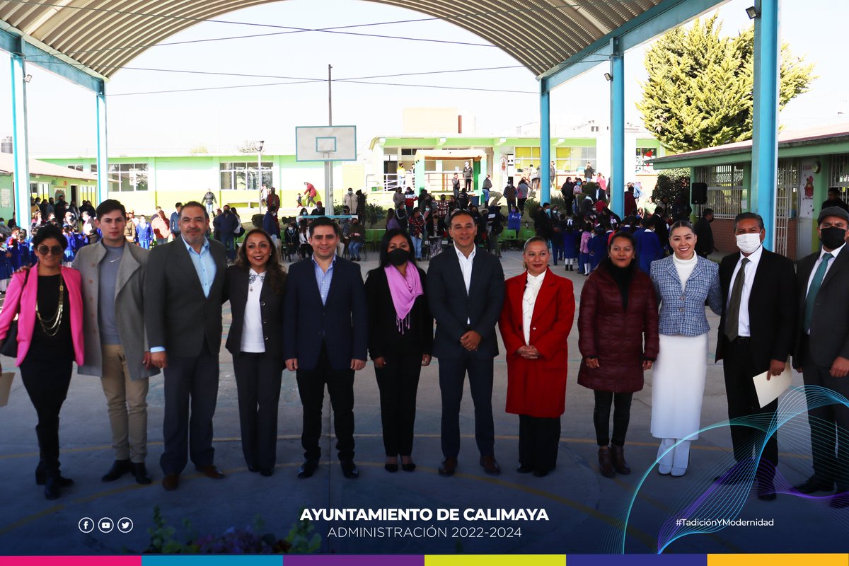 🔵 Arrancamos la semana con la "Entrega de Laptops a Escuelas de Educación Básica"; esta ocasión en la Primaria Estatal Rafael Ramírez".
#TradiciónYModernidad