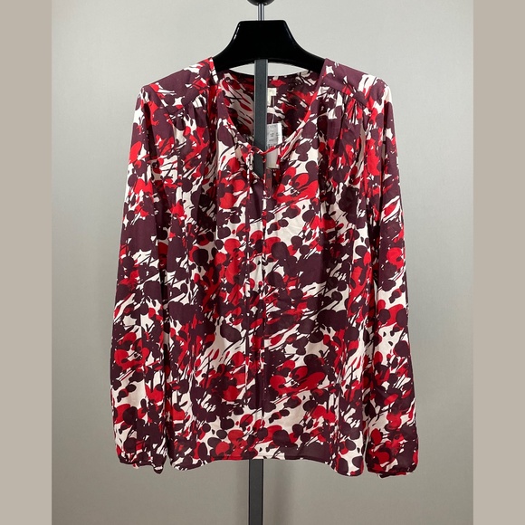 eclectic_super's tweet photo. So good I had to share! Check out all the items I'm loving on @Poshmarkapp #poshmark #fashion #style #shopmycloset #jcrew #express: https://t.co/8zSY04cqxd https://t.co/4c82fGIafP