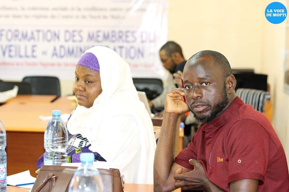 lavoixdemopti's tweet photo. Les membres du comité de veille « administration » de l'Institut malien de recherche action (#Imrap) sont en atelier de deux jours à #Sevaré. Le thème de l'atelier est basé sur la citoyenneté, la gouvernance et le plaidoyer.
Revivez en images l'atelier de ce 30 janvier 2023. https://t.co/IDA19kvEiN
