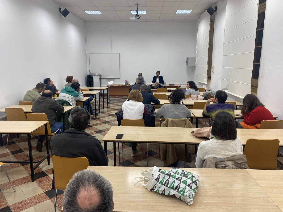 En Málaga, debatiendo sobre la situación actual del Sáhara Occidental #saharaoccidental #SaharaLibre