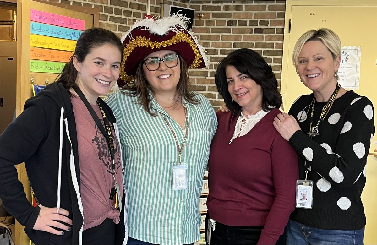 MrsRubin511's tweet photo. We loved seeing our old friends for World Read Aloud Day!! #Piratesforlife #wetwednesdaydinner #heathcotepride @MsRinaldi914 https://t.co/HcOpr3Gttp