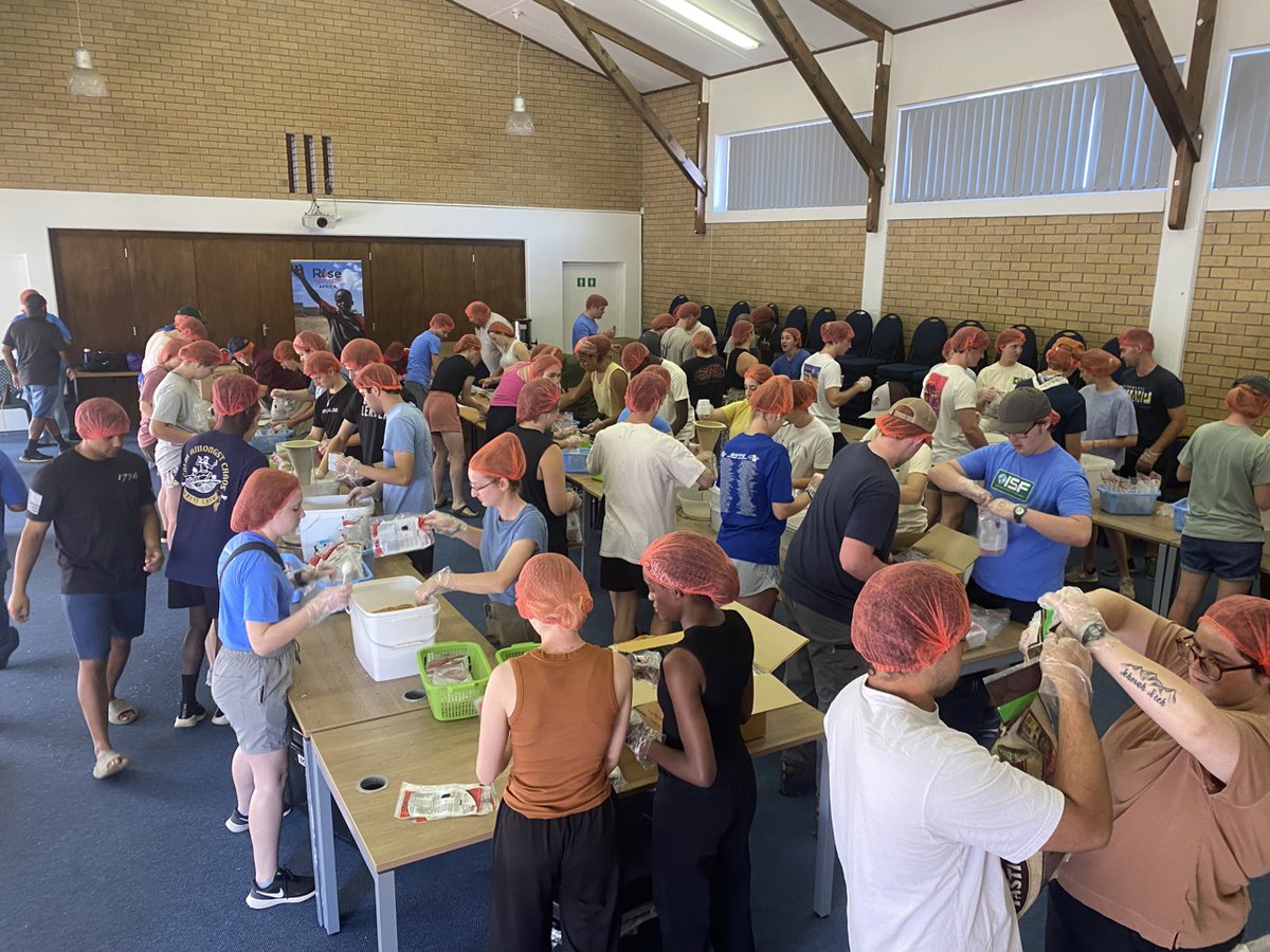 DavidDibert's tweet photo. Thank you to those who donated through Cisco Bright Funds @ https://t.co/oGdzhTZqXK
These funds are being put to great use as a group of students from Chick-Fil-A are packing food to be distributed.
#RiseAgainstHunger #ItStartsWithAMeal #giveback #poverty #EndGlobalHunger #Cisco https://t.co/ZLl6PGF8mT