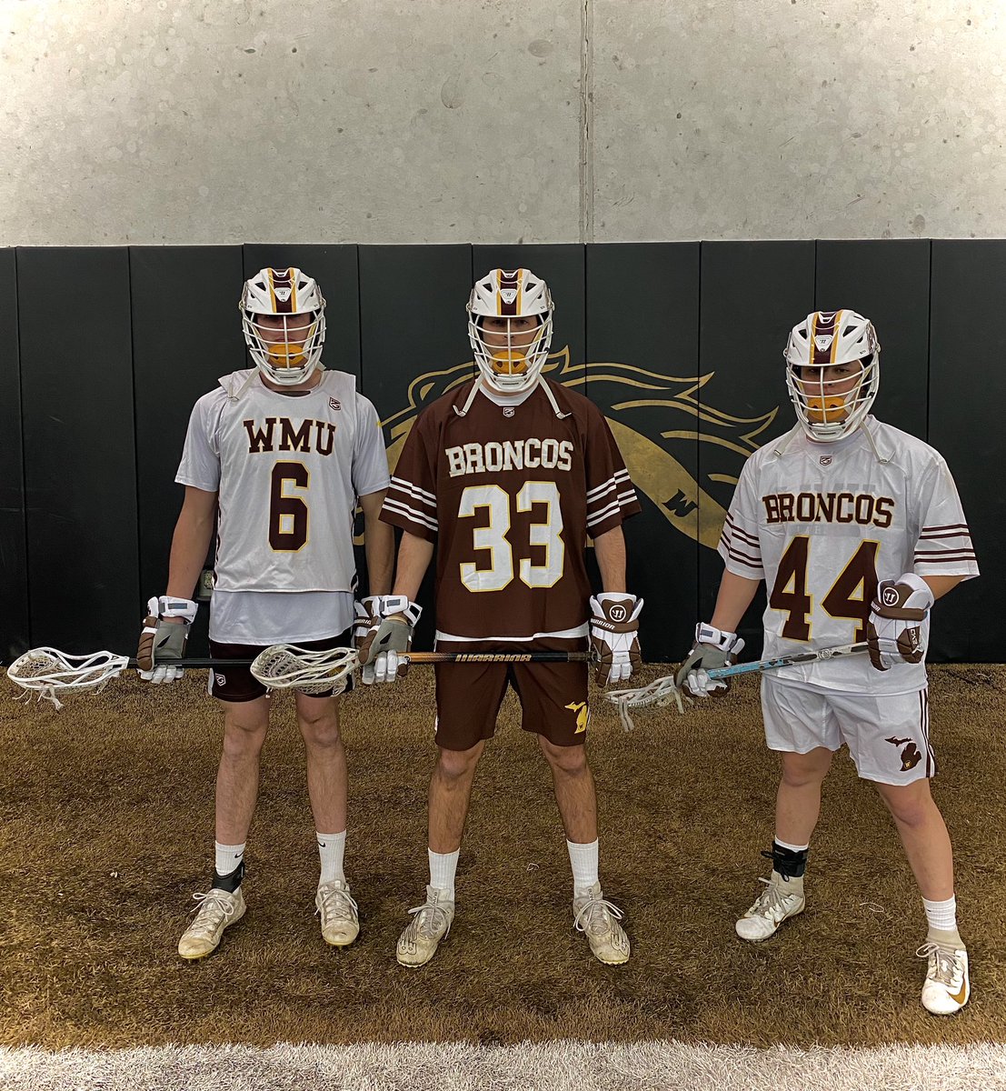 WmuLacrosse's tweet photo. New Year. New Drip. Same Broncos 

Huge shoutout to our partners at @laxdotcom, @warriorlax, and @zimagear for hooking the boys up this season! https://t.co/NJqAF7eoMq