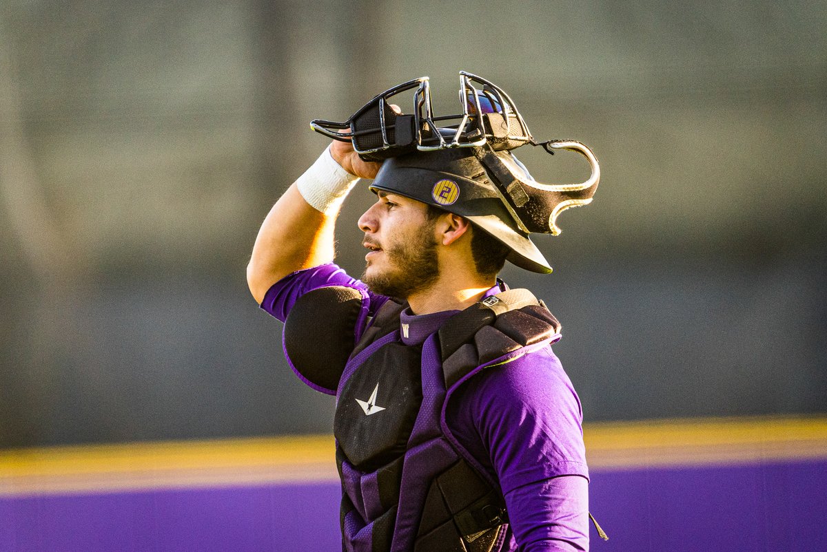 UW_Baseball's tweet photo. The calm before the storm ☔️ https://t.co/6hU8bXASDA