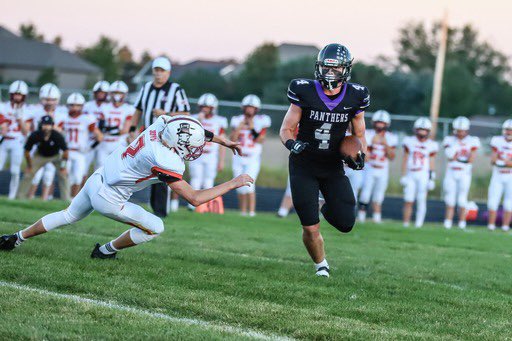 Keegan_Theobald's tweet photo. I am very blessed and thankful to announce my commitment to @DoaneFootball! I would like to thank my family, teammates, coaches, and teachers who have helped me get to where I am at today. @BesslerChris @fcpantherfb https://t.co/N7PdoDDwyr
