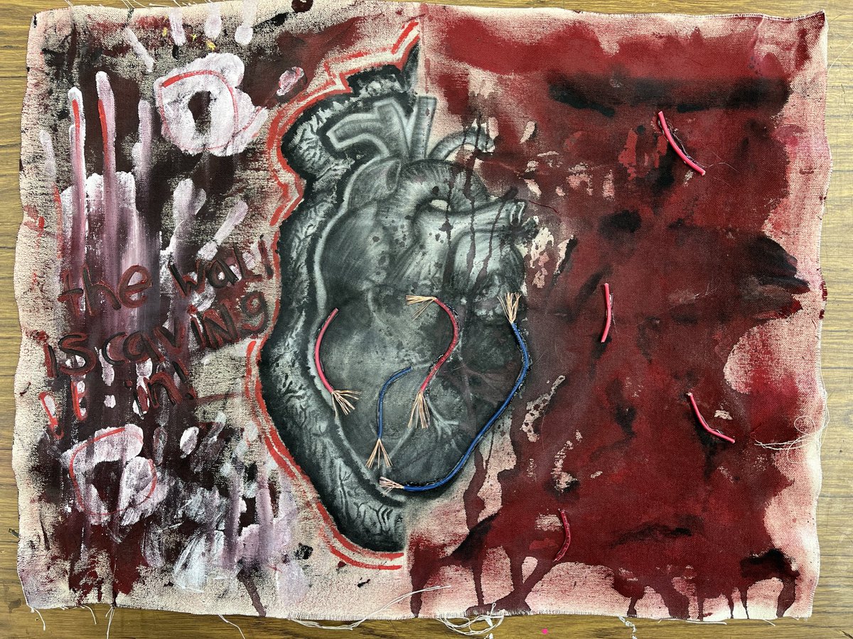 MrJeans's tweet photo. Another day of incredible artwork being built in #studio122! When students are inspired there’s no stopping them! #initiateinspiration https://t.co/OLDRceMnX6
