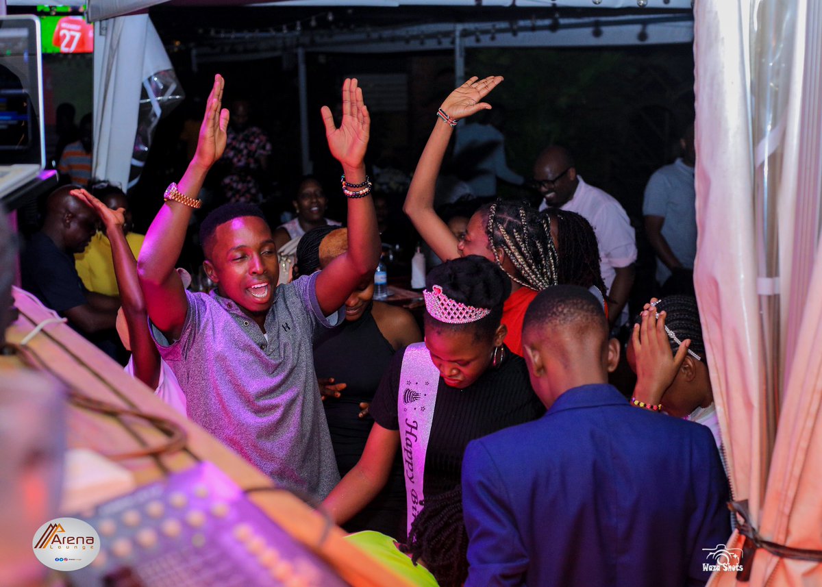 ArenaBugoloobi's tweet photo. When the party is lit 🔥 nobody can remain seated #ArenaOnPoint https://t.co/QZir4FRyzu